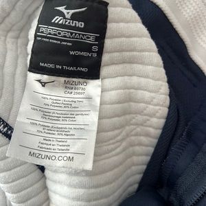 Womens small mizuno softball pants